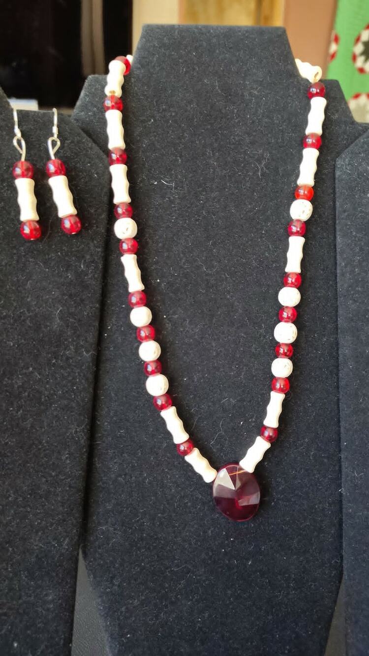 Vintage Red Glass Bead Set Faceted Crystal Pendant Earrings Boho